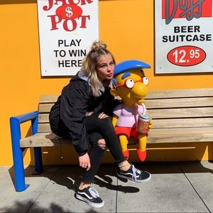 Meet your Posher, Alyson